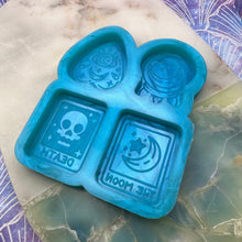 Load image into Gallery viewer, Kawaii Halloween 1 Wax Melt/ Soap Mould
