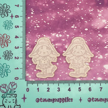 Load image into Gallery viewer, Autumn Scarecrow Earring/ Cab Mould, 3mm Thick
