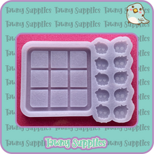 Load image into Gallery viewer, Skull Tic Tac Toe Tray Mould, Noughts and Crosses 10mm Thick
